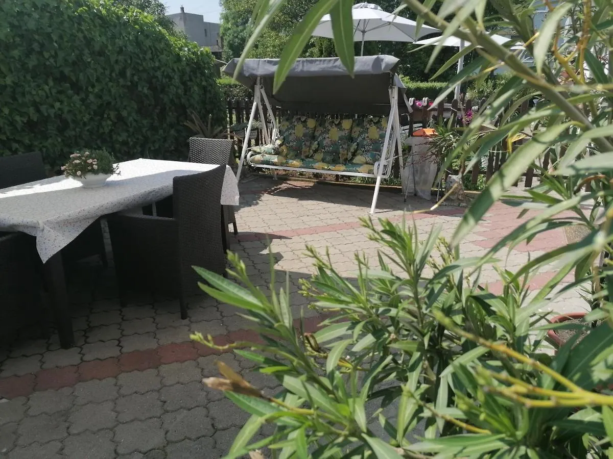Kertesz Vendeghaz Otel Eğri Konukevi