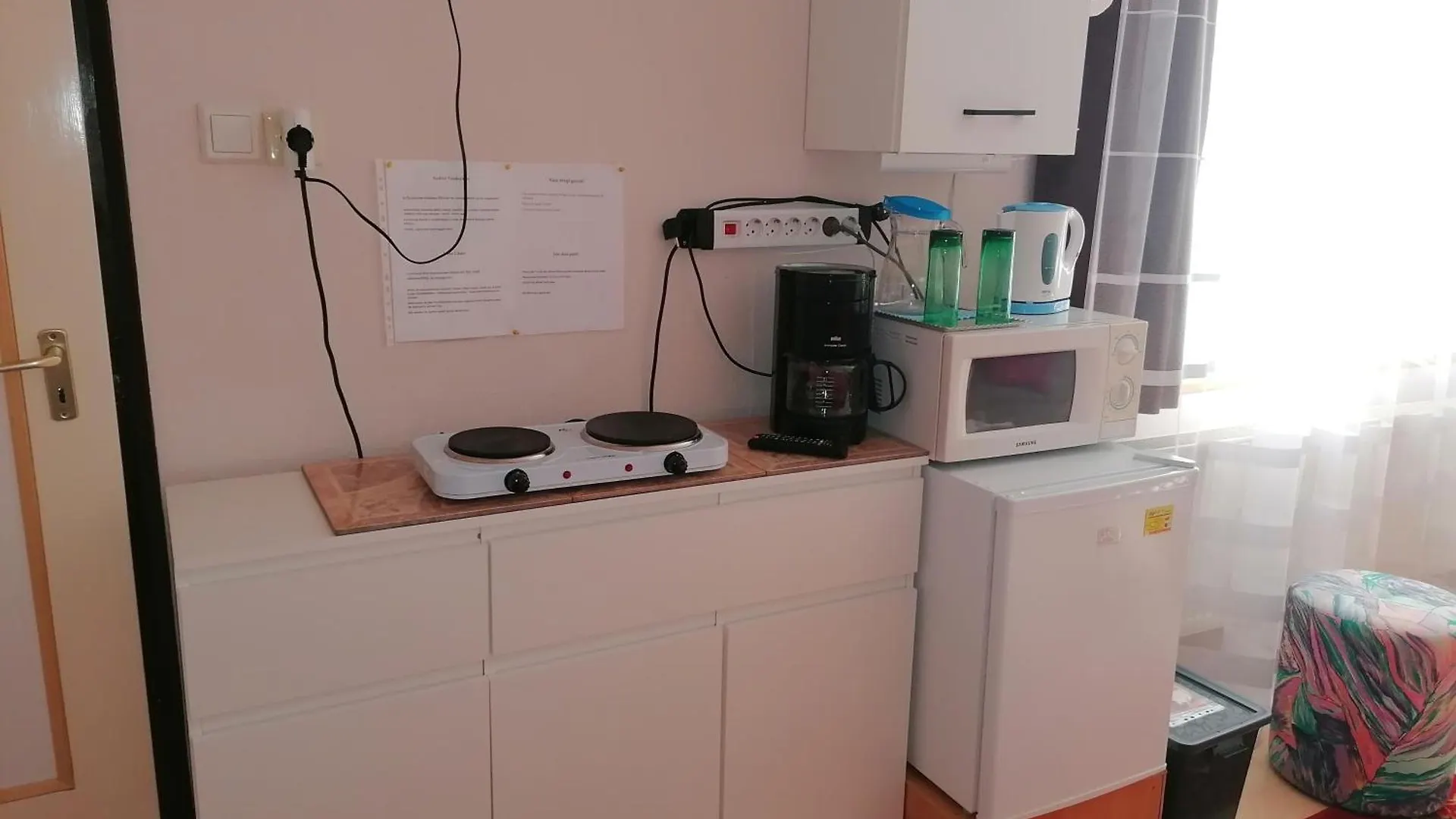 Kertesz Vendeghaz Otel Eğri